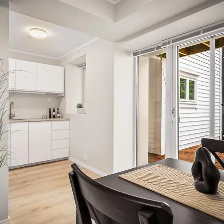 Corner Apartment *